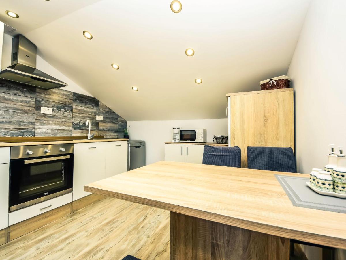 Apartment Matanovi Dvori-2 By Interhome Vir Kültér fotó